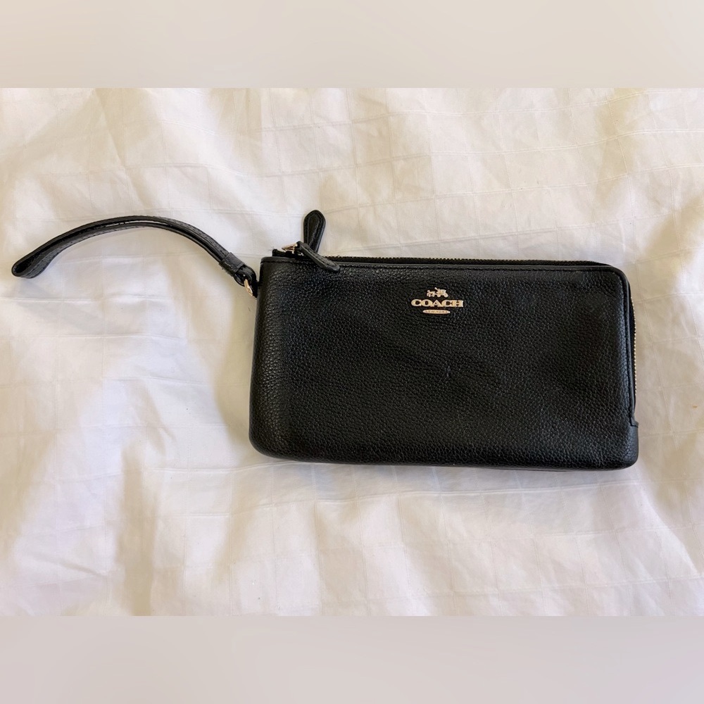 🐴Coach🐴 Black Leather Wristlet - Picture 5 of 8